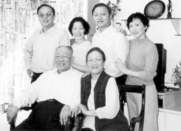 柳传志：柳传志：母亲的善良对我影响很大