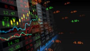 彭琳：万科股价暴涨中有何危机